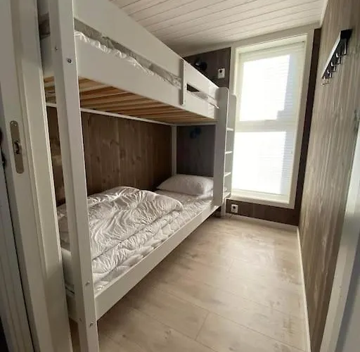 Holiday home Trivelig Og Nylig Oppfort Med Innendors Peis Vradal