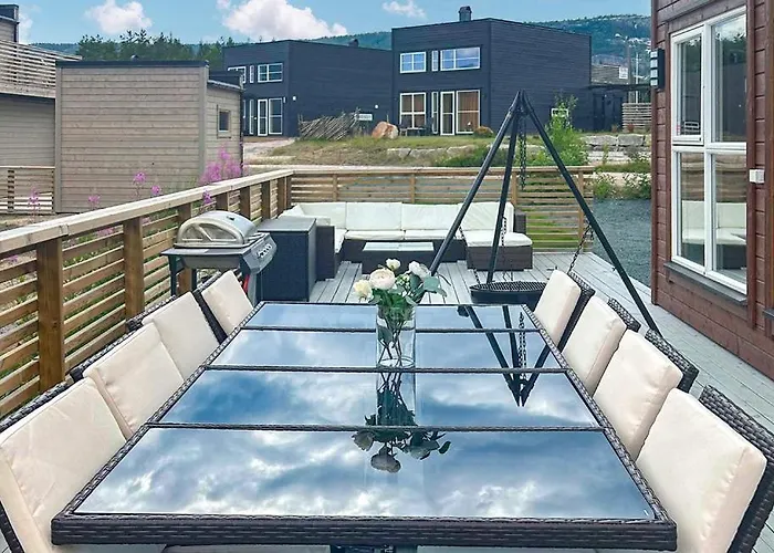 Trivelig Og Nylig Oppfort Med Innendors Peis 度假居